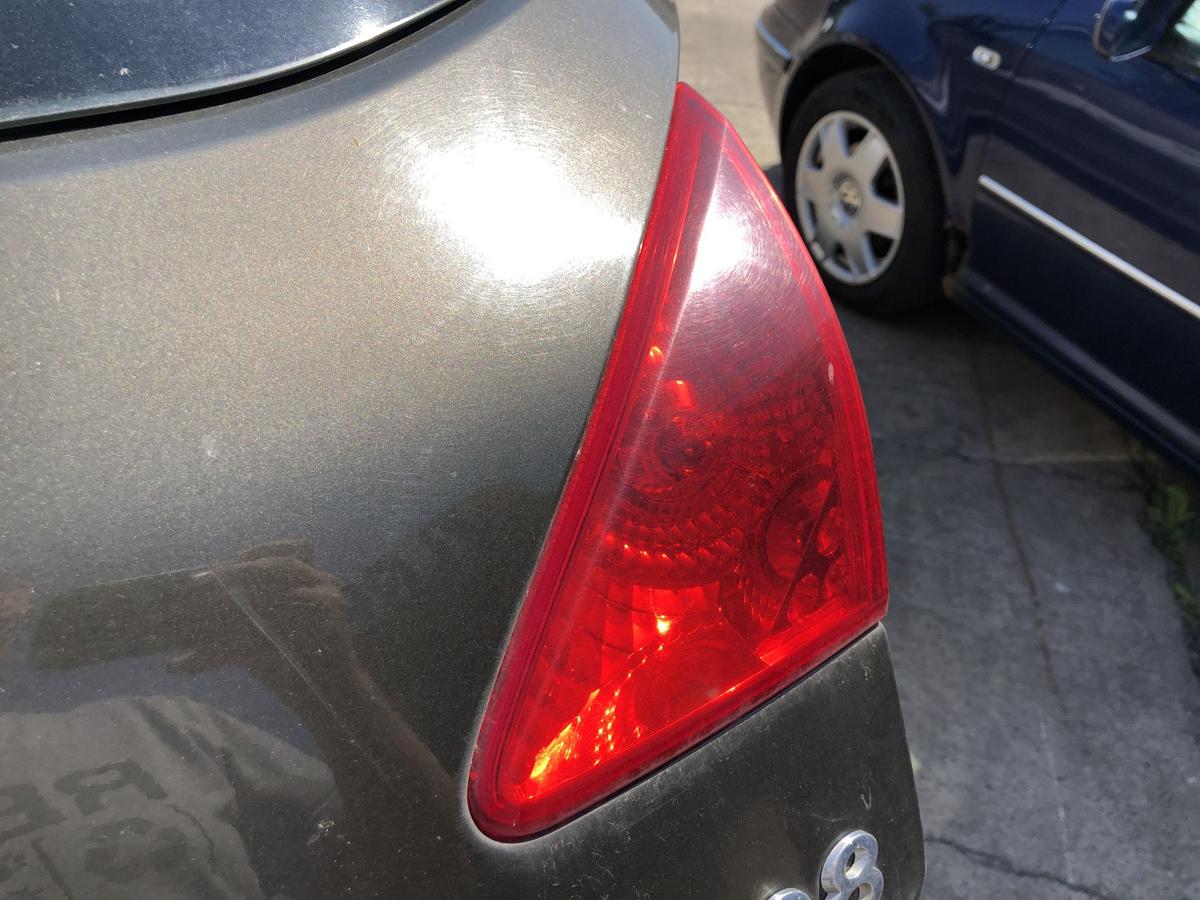 Peugeot 3008 I Typ 0U Rückleuchte innen rechts Heckleuchte Rücklicht Innenteil