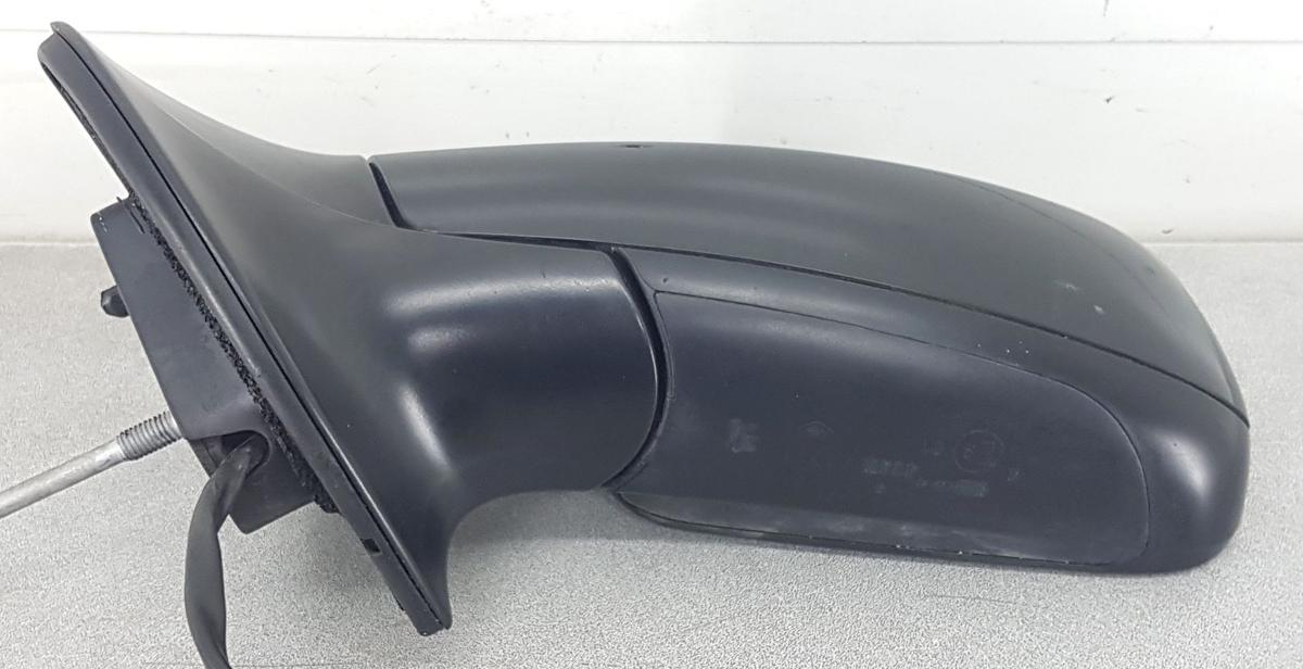 Peugeot 407 Außenspiegel links in EXL Obsidianschwarz Bj2006 elek 7 Pins