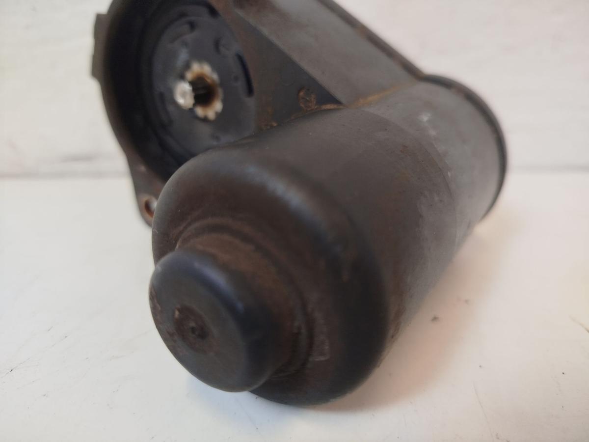 VW Passat 3C B7 Stellmotor Bremssattel hinten links elektrische Parkbremse