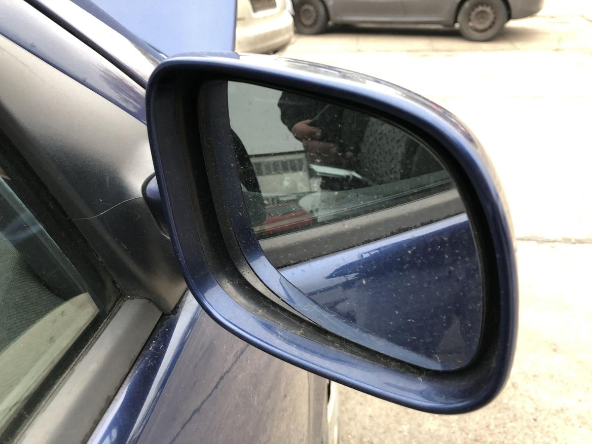 Skoda Fabia 6Y Combi Aussenspiegel rechts R&uuml;ckspigel elektrisch LF5Q Storm Blau