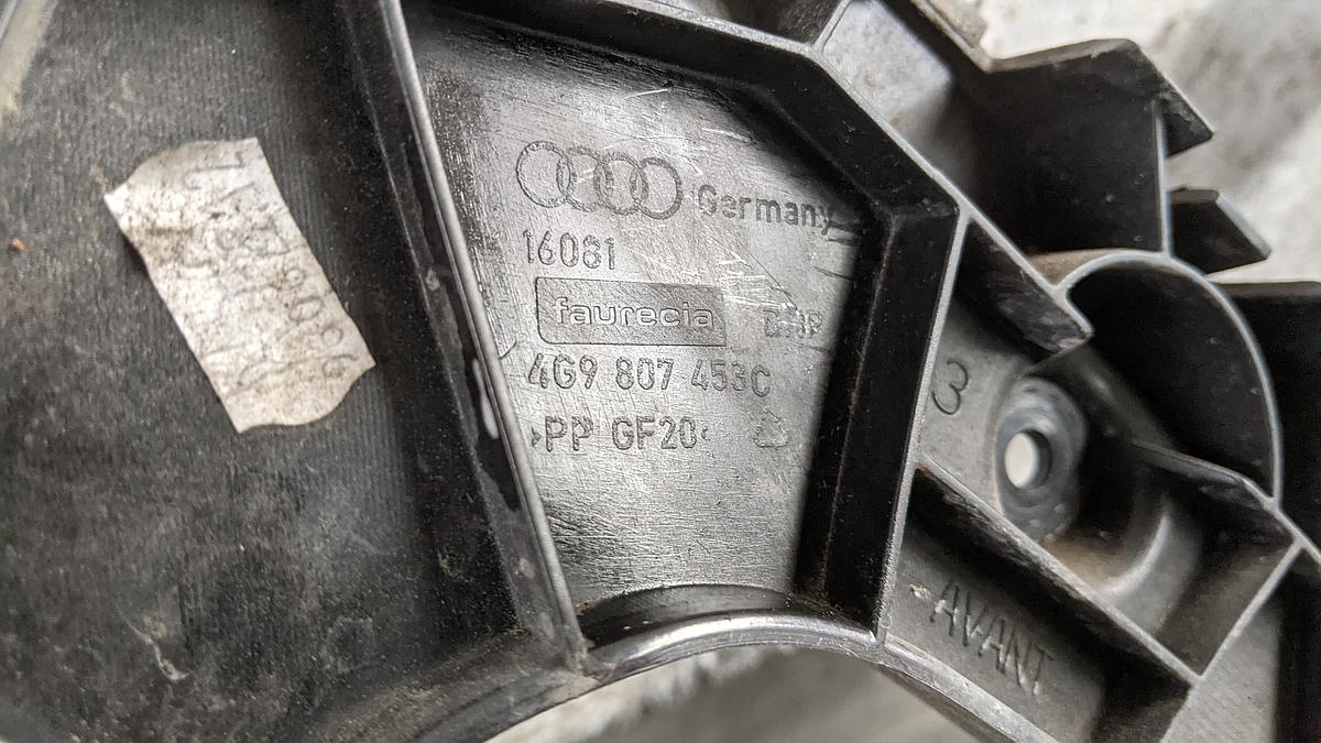 Audi A6 4G C7 Avant Halter Einschub Stoßfänger hinten links rechts