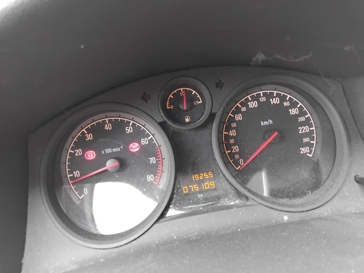 Opel Astra H original 5 Gang Schaltgetriebe 1.4 66kw BJ2009 75109km