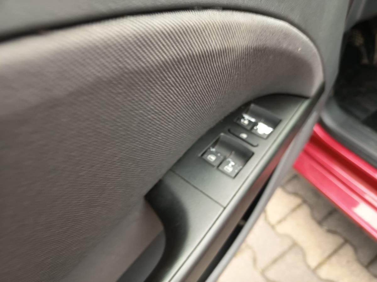 Seat Leon 1P original Tür vorn links für 5-türer LS3X Rojo Rubi Perlado Bj 2005