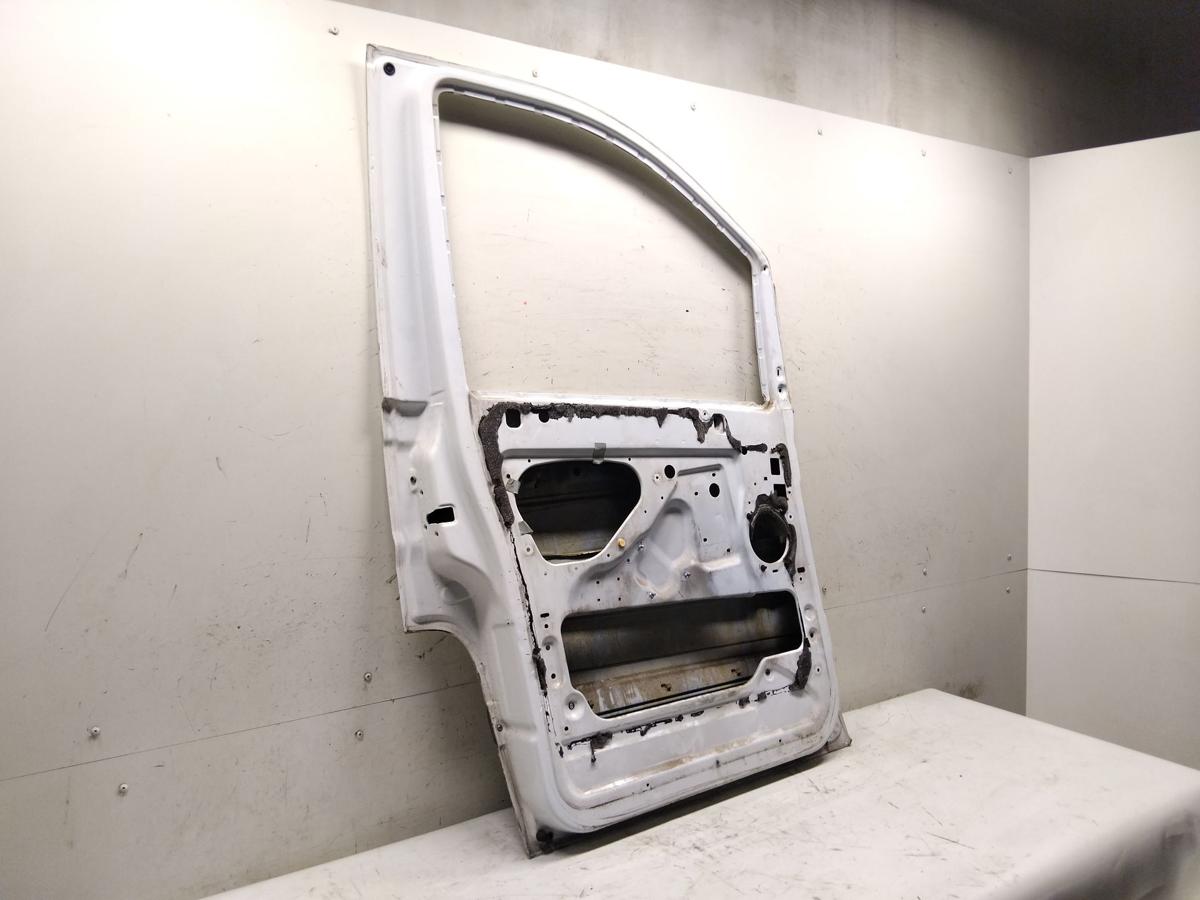 Mercedes Benz Vito 639 T&uuml;r vorn links Fahrert&uuml;r arktikwei&szlig; 9147 Bj.2004