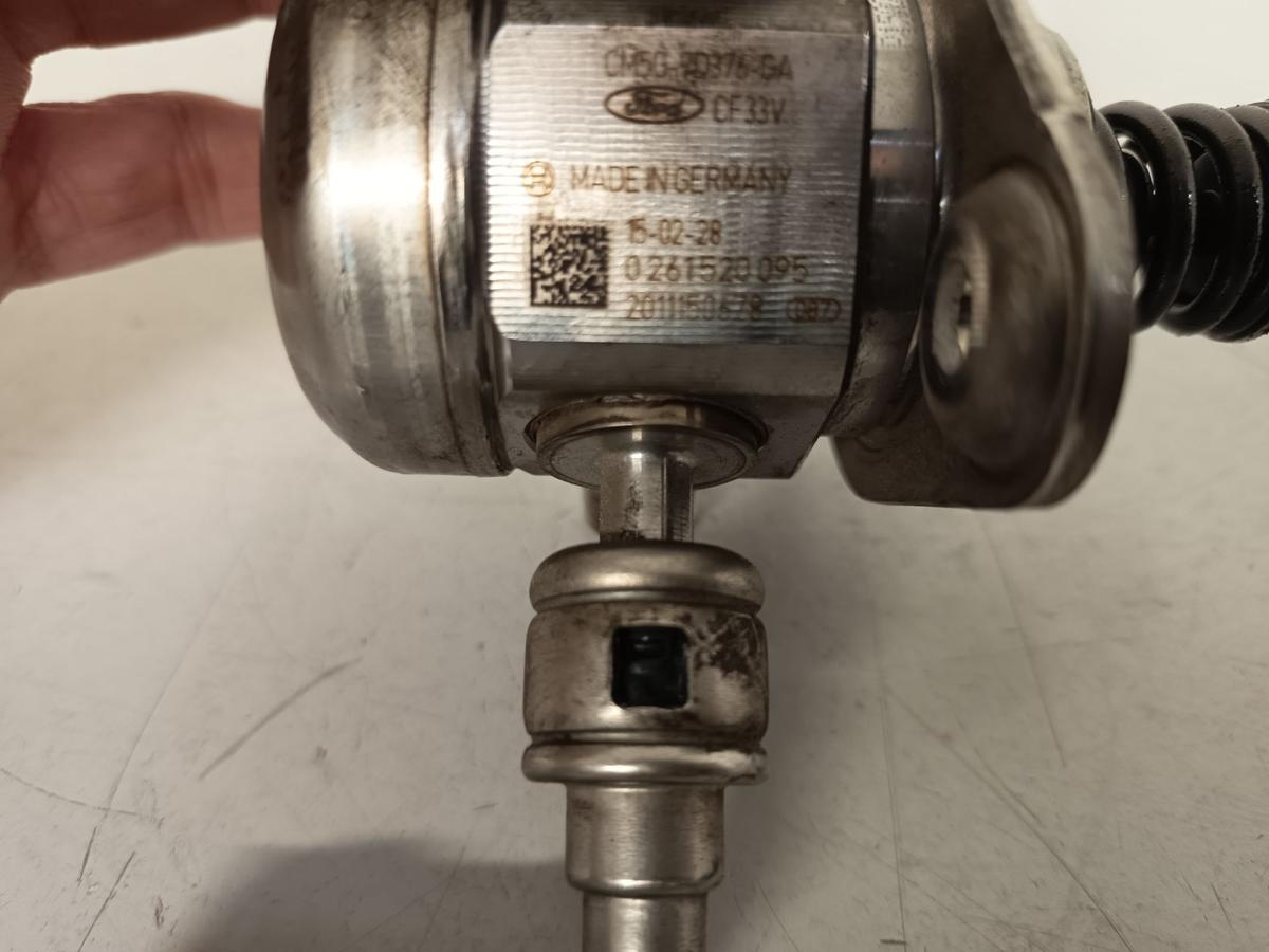 Ford Tourneo Connect Mk2 II Bj 2015 orig Hochdruckpumpe Einspritzpumpe 1,0L74KW