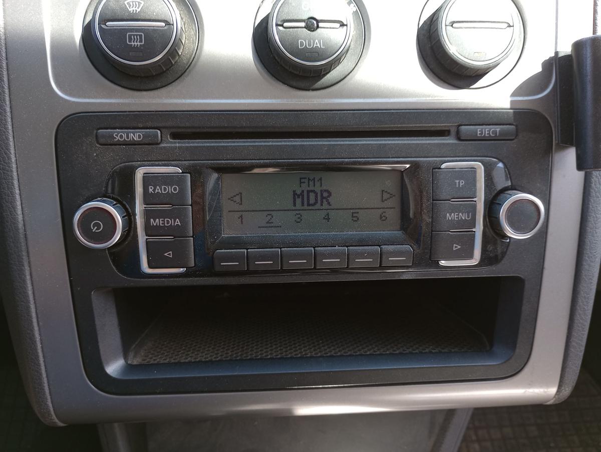 VW Touran 1T GP original Radio RCD210 MP3 5K0035156 Bj 2010