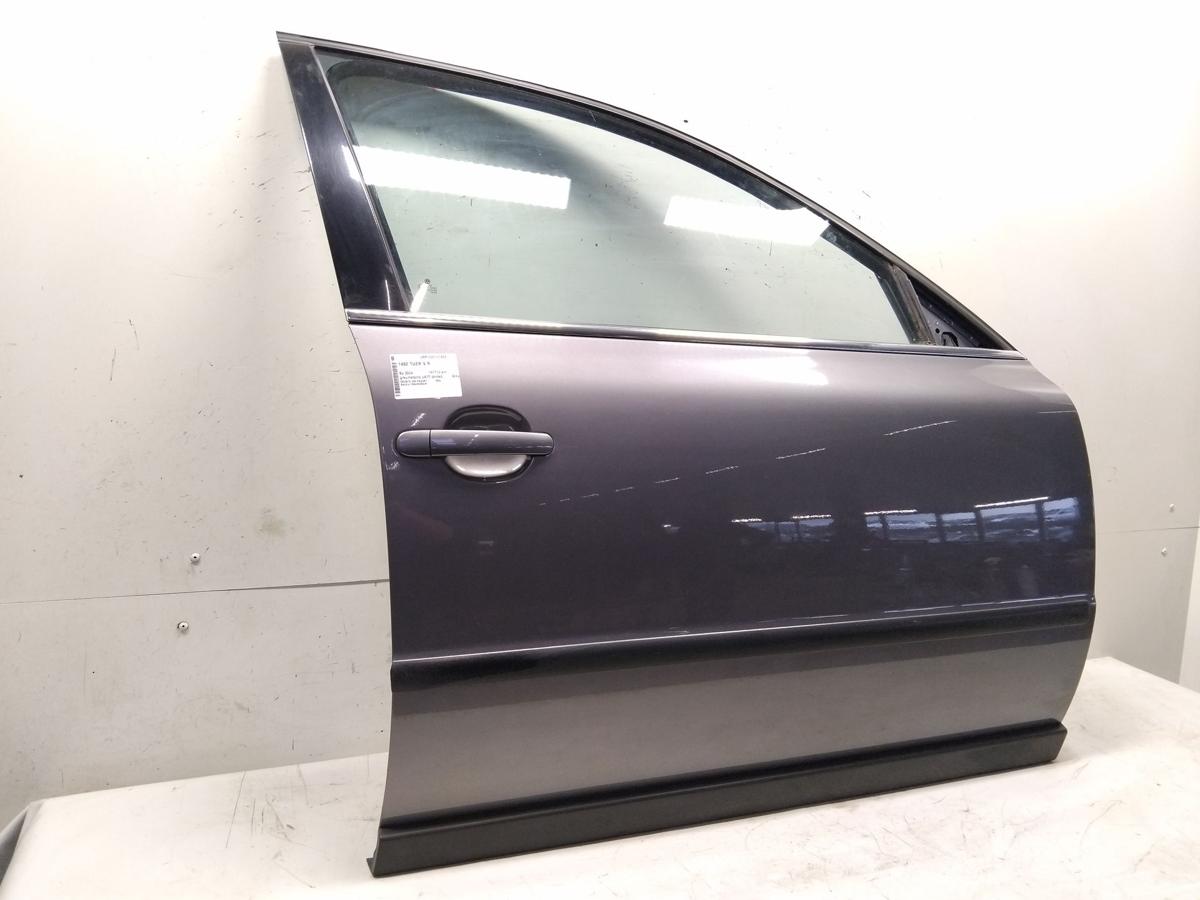 VW Passat 3BG Tür vorn rechts Beifahrertür graumetallic LA7T United Grey BJ2004
