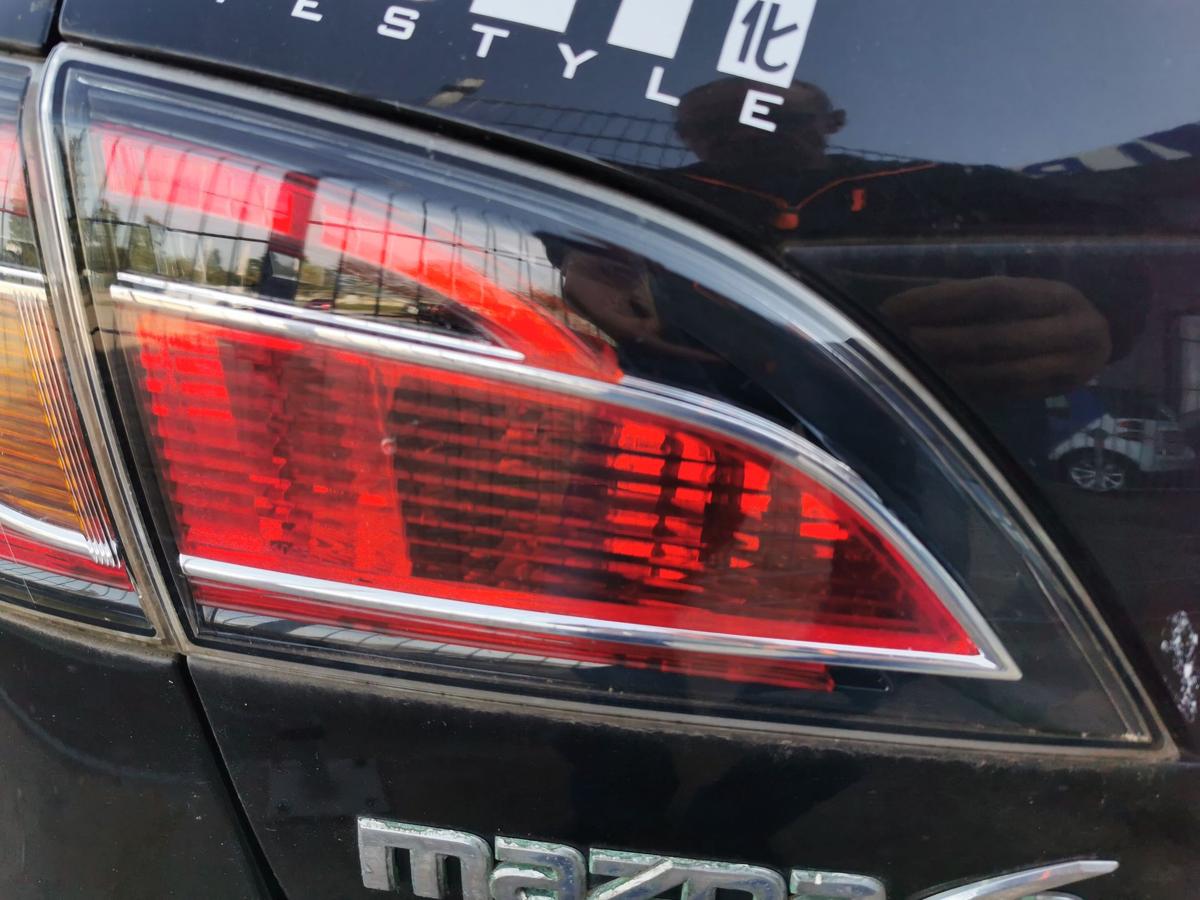 Mazda 6 GH Kombi Rückleuchte Schlussleuchte Rücklicht hinten innen links