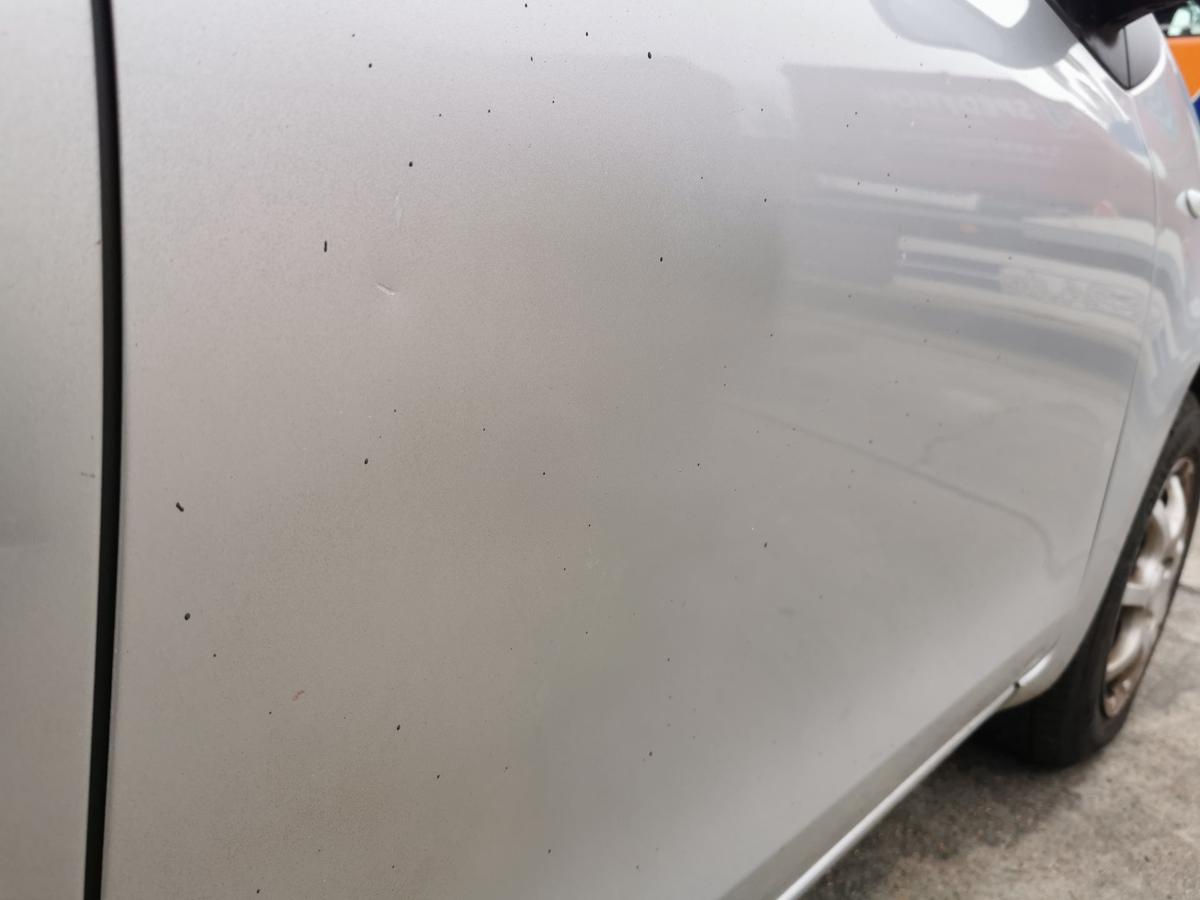 Toyota Yaris XP9 Beifahrertür Autotür Tür vorn rechts 1E7 SilverPearl FRA TEXT