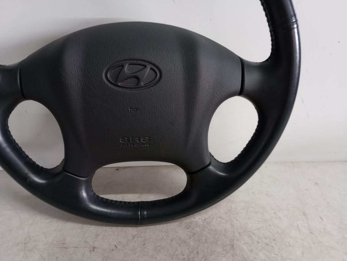 Hyundai Tucson 1 original Lederlenkrad 4 Speichen Bj 2006