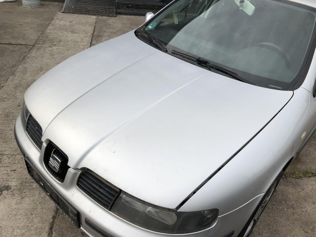 Seat Leon 1M Motorhaube Haube Klappe Deckel vorn LS7N silber schlecht lackiert
