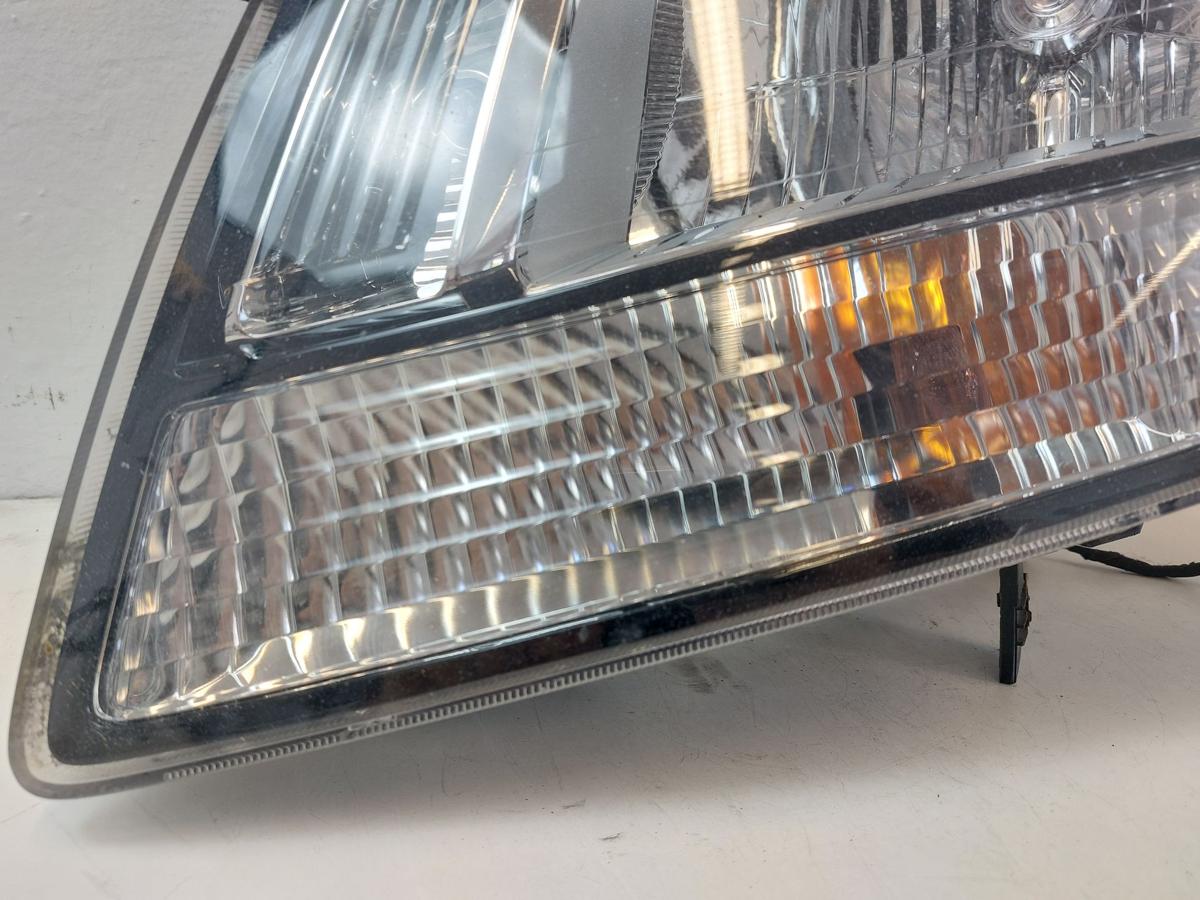 Chevrolet Orlando KL1Y Scheinwerfer links Hauptscheinwerfer Halogen Microrisse