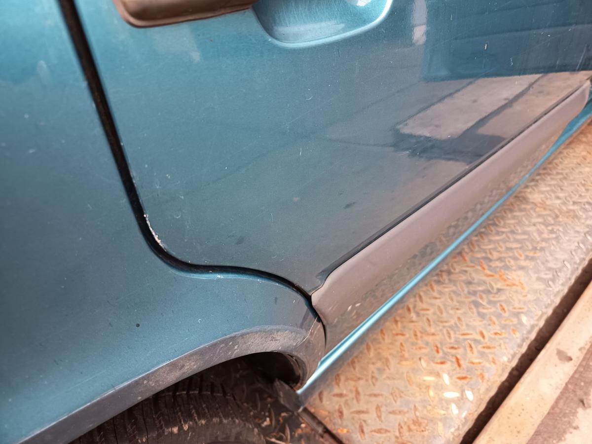 Volvo 850 Kombi original T&uuml;r hinten rechts Fond 422 T&uuml;rkis met Bj 1995