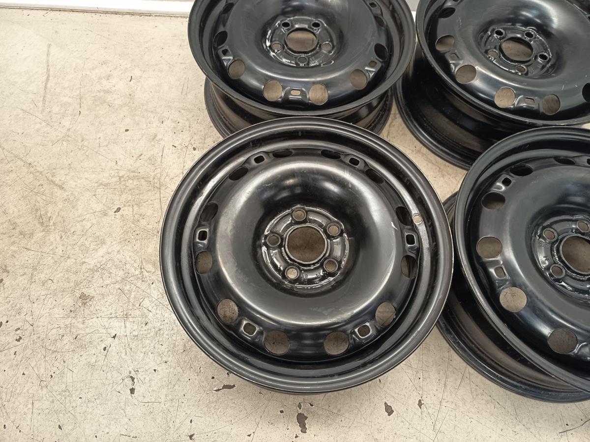 VW Polo 6R original Satz Stahlfelgen 6Jx15 ET38 6C060102B/C ab 2009 VW Polo 6R original Satz Stahlfelgen 6Jx15 ET38 6C060102B/C ab 2009