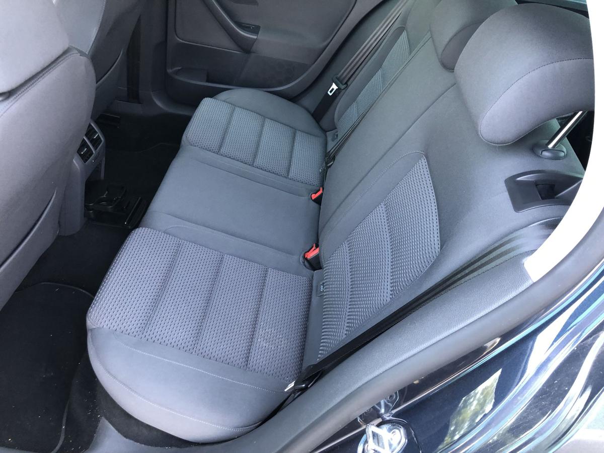 VW Golf 5 V 1K R&uuml;cksitzbank hinten Sitzbank R&uuml;ckbank f&uuml;r 5 t&uuml;rer Stoff