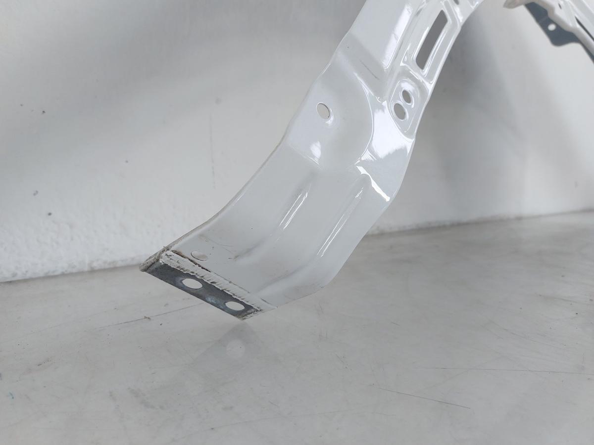 Omoda 5 EV Elektro Kotfl&uuml;gel vorn rechts Beifahrerseite weiss Fender