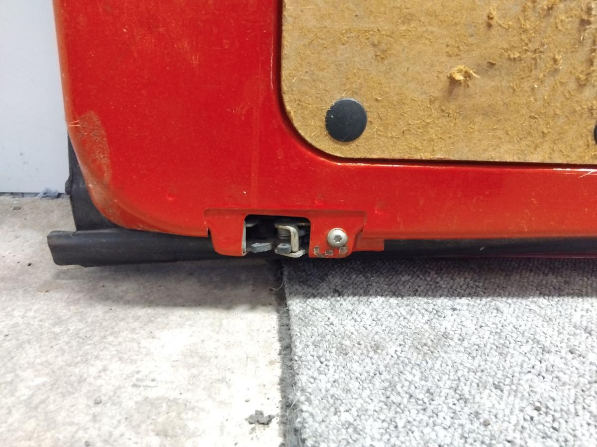 Ford Transit 6 TT9 Heckfl&uuml;gelt&uuml;r Heckt&uuml;r links Kasten Mittelhochdach Bj.2007