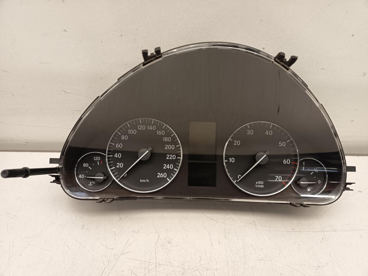 Mercedes C Klasse W203 original Kombiinstrument A2035404547 Baujahr 2004
