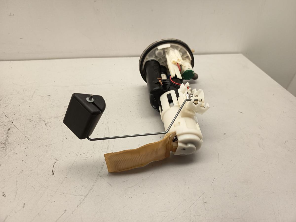 Suzuki Liana original Kraftstoffpumpe im Tank 1,6L 79KW Benzin Bj 2007