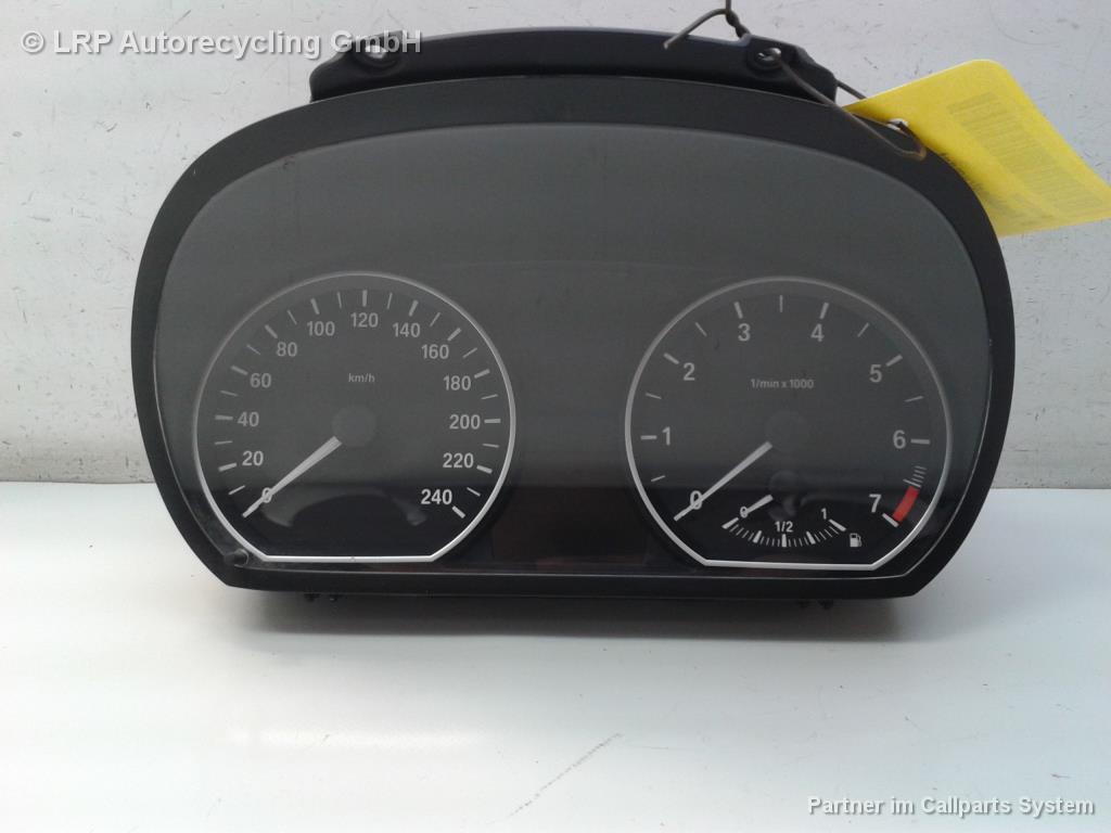 BMW 1er E87 BJ2008 Tacho Kombiinstrument 102493292 JOHNSON CONTROLS