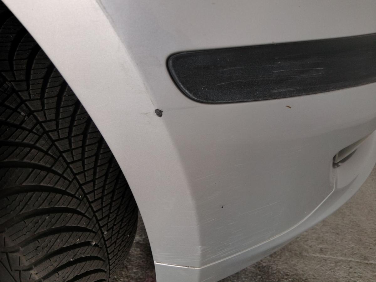 BMW 1er E81 E87 original Stoßstange Stoßfänger vorn titansilber 354 LCI BJ2008