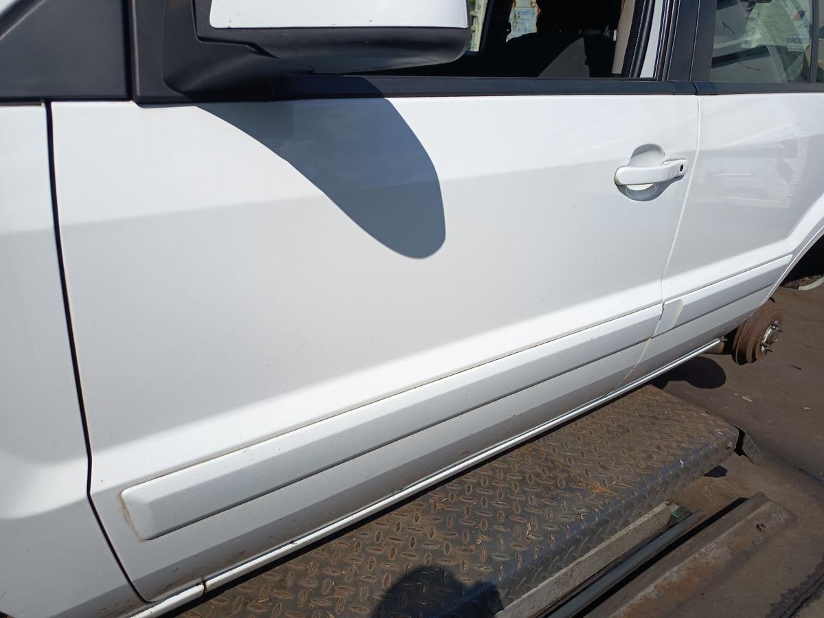 Ford Fusion original T&uuml;r vorne links Frost Wei&szlig; Facelift Baujahr 2010