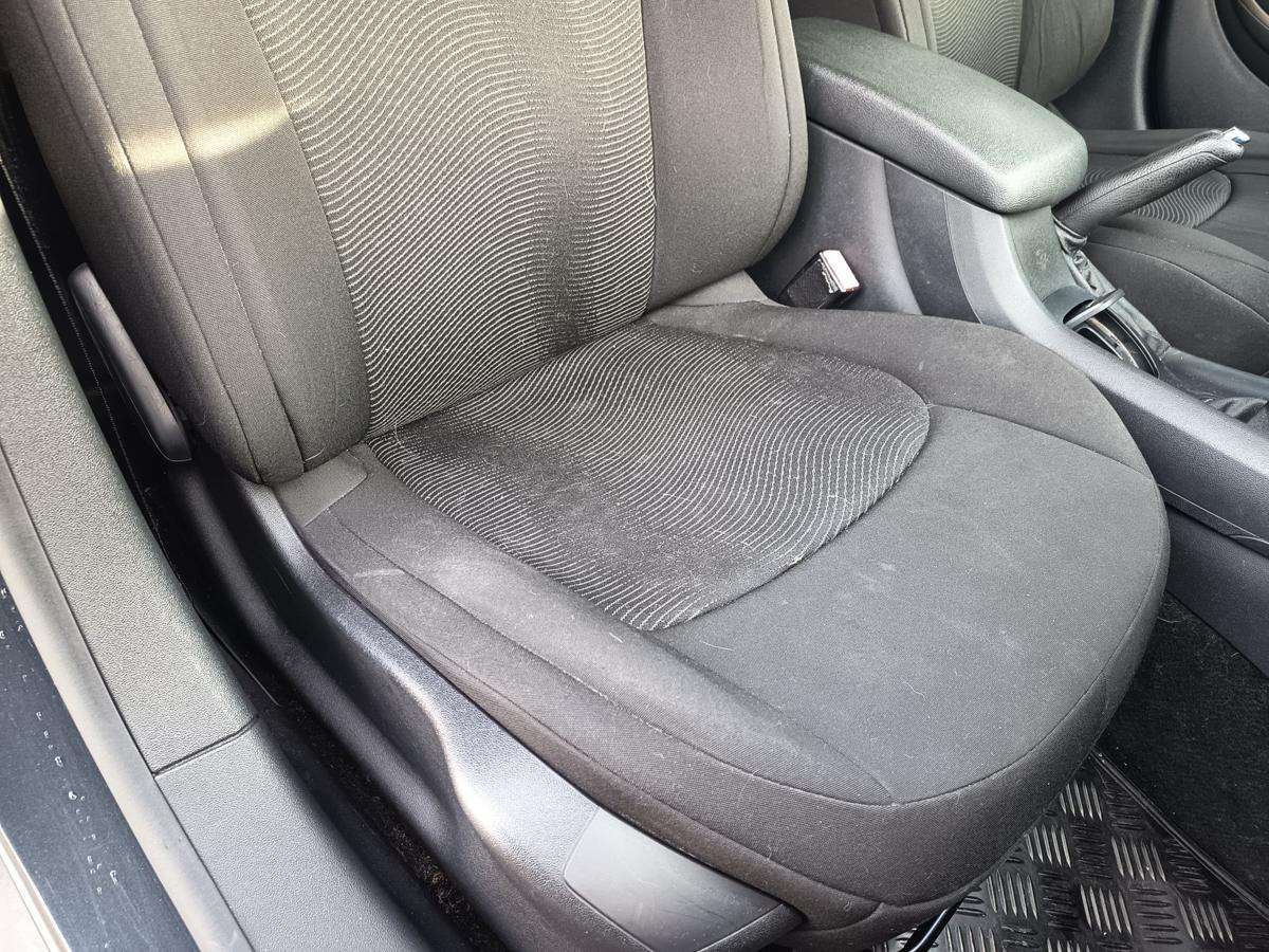 Citroen C5 II Tourer RW orig Sitz vorn rechts Beifahrersitz Kombi Bj 2009