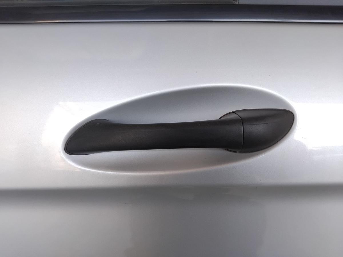 Mercedes B-Klasse W245 T&uuml;r hinten links polarsilbermetallic 761 BJ2008