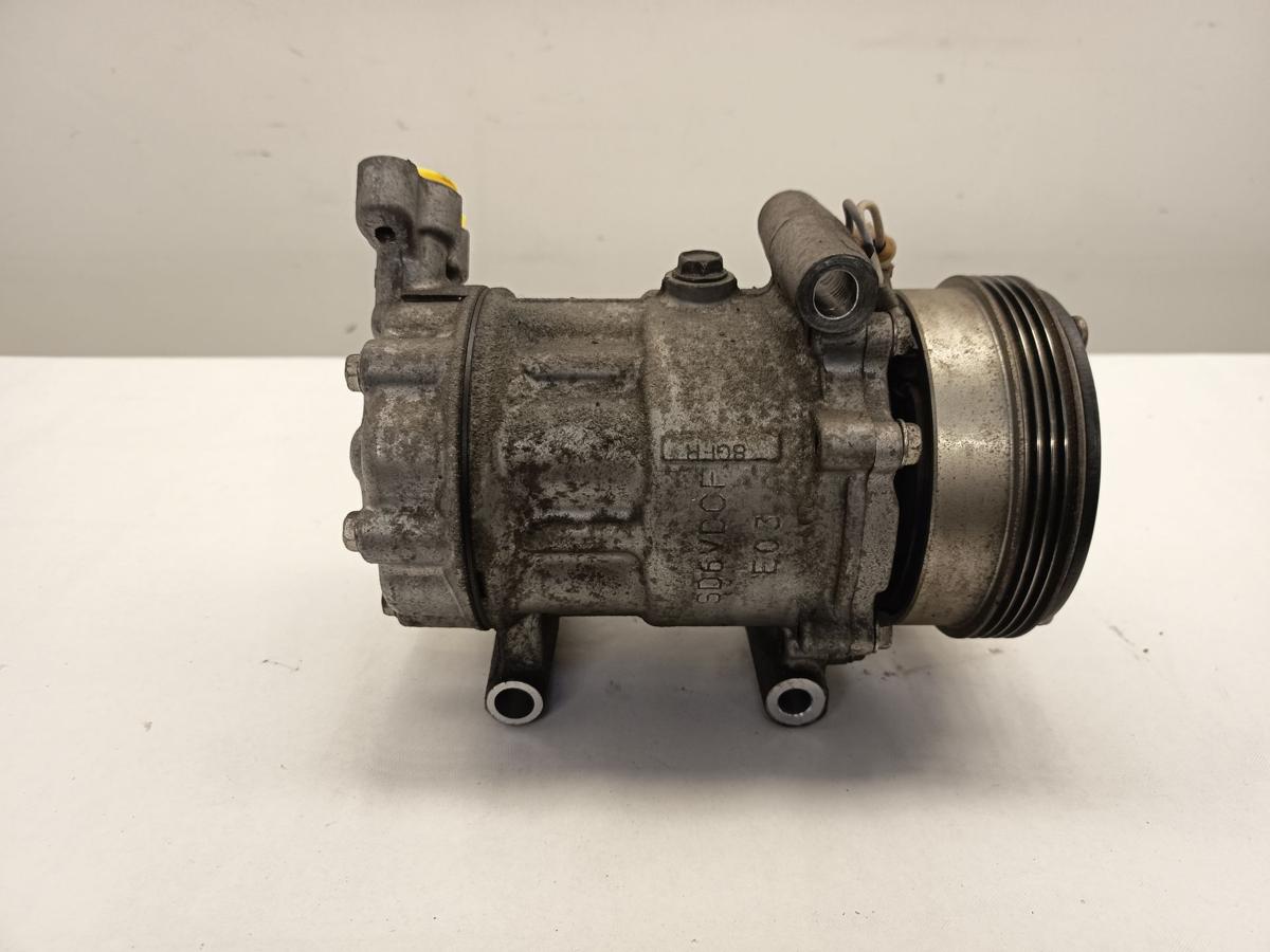 Renault Clio II Cambus BJ 2012 original Klimakompressor 8200840770-A 1,2L 55KW Renault Clio II Cambus BJ 2012 original Klimakompressor 8200840770-A 1,2L 55KW