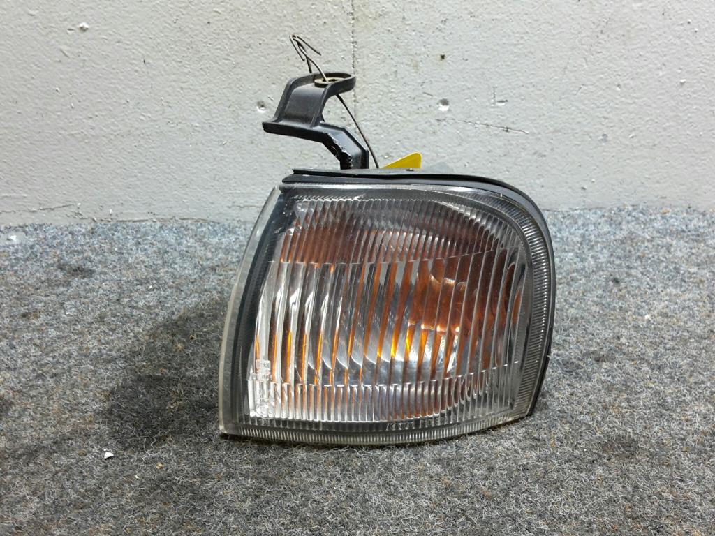 Suzuki Baleno BJ 1997 Blinker vorn links Blinkleuchte 21032018 95-99