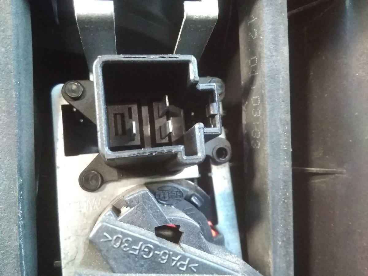 Volvo V70 II Kombi original R&uuml;ckleuchte Heckleuchte links oben BJ2002