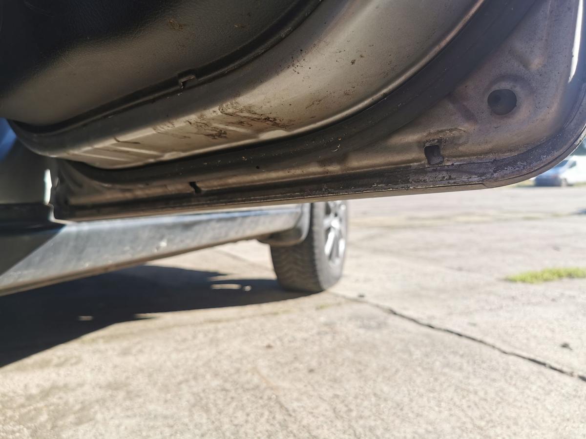 Hyundai Santa Fe CM Tür Autotür Rohbautür Fondtür hinten rechts TEXT BILDER