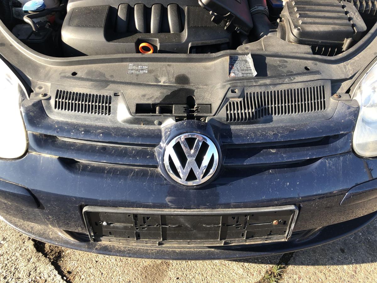 VW Golf 5 V 1K K&uuml;hlergrill Frontgrill mit Logo Grill LA5G Perlblau