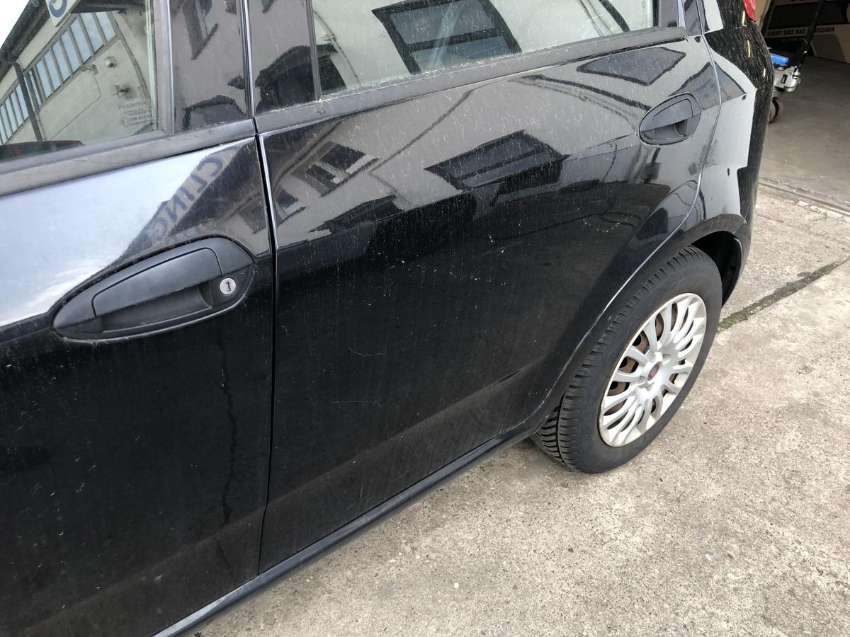 Fiat Punto EVO 199 T&uuml;r hinten links Fondt&uuml;r im Rohbau 876 Nero Mille Miglia