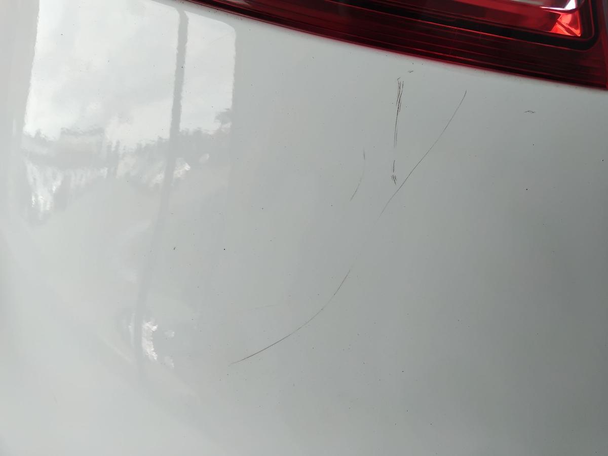 Ford Fiesta JA8 CCN 2013-2017 original Sto&szlig;f&auml;nger Sto&szlig;stange hinten frostwei&szlig;