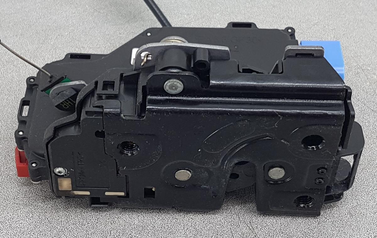 VW Touran 1T Türschloss hinten rechts 7L0839016D Bj2007 für ZV 7 Pins