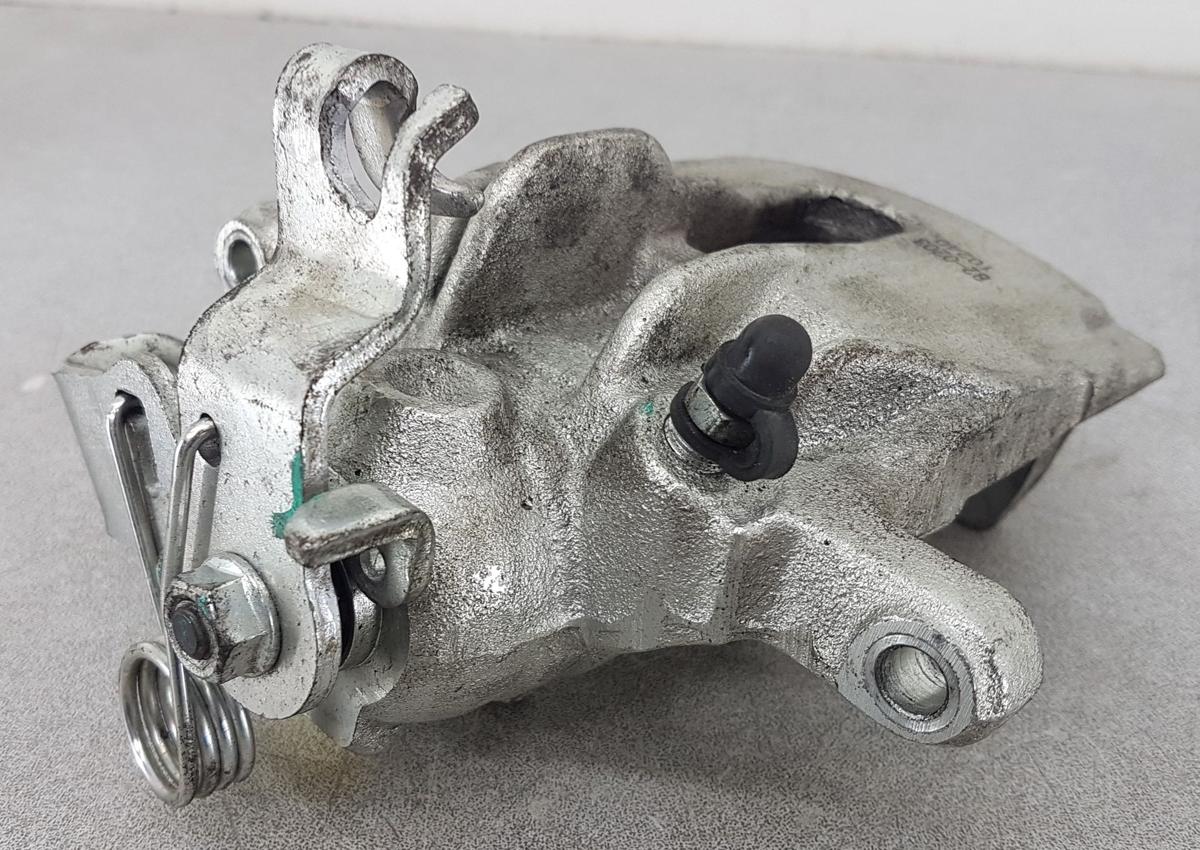 Opel Vivaro Bremssattel hinten links Bj2007 2,0CDTI 84kw M9R780