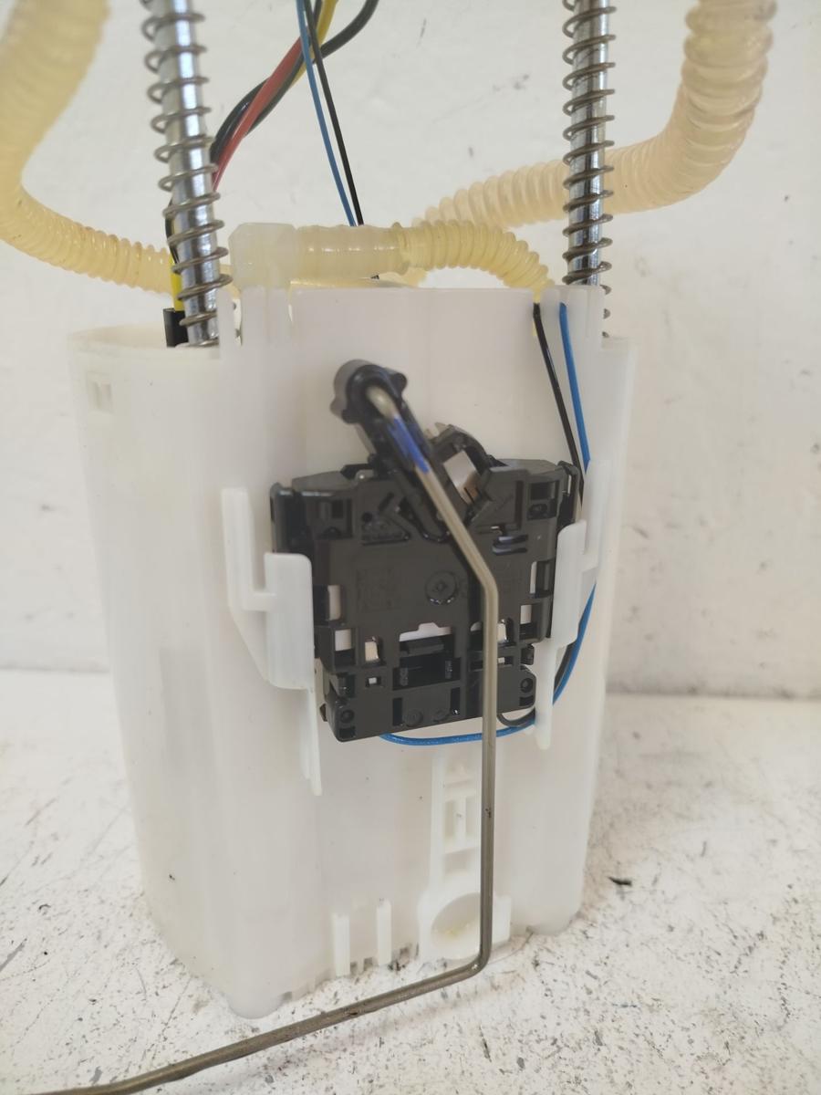 Mercedes Citan W420 Kraftstoffpumpe Innentankpumpe Dieselpumpe OEM A2C16761605