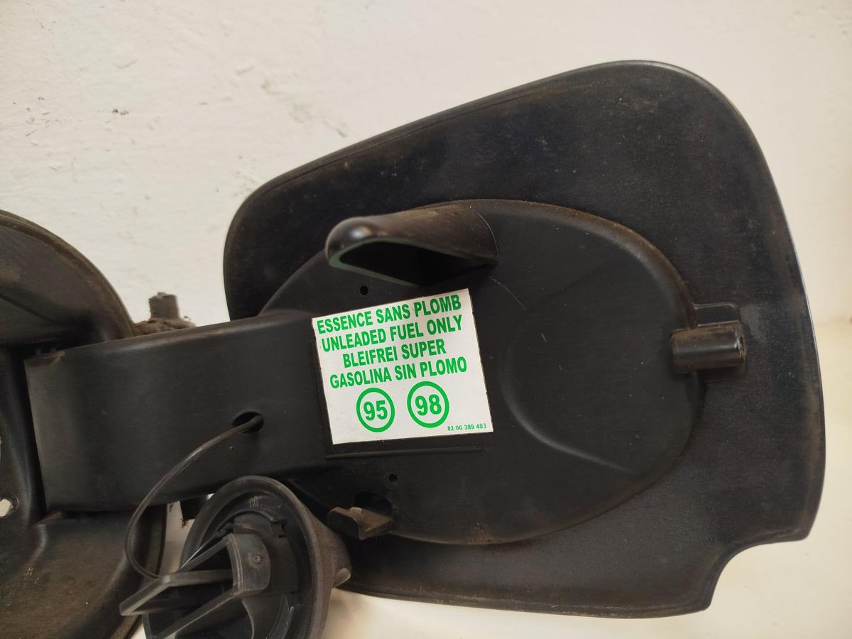 Renault Clio 3 III BR Tankklappe Tankdeckel Tankverschluss TEB66 Gris Eclipse