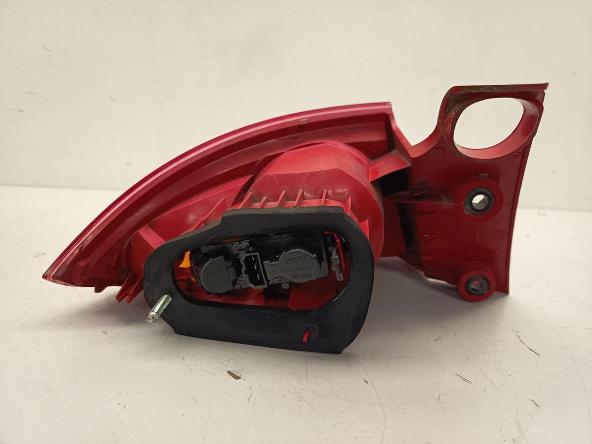 Seat Leon 1P Facelift Bj 2009 original R&uuml;ck-Heck-Schlussleuchte rechts au&szlig;en