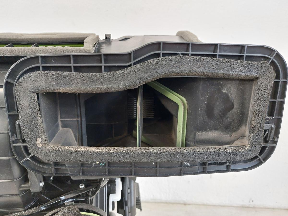 Nissan Leaf ZE1 40kWh Gebl&auml;sekasten Heizungsgel&auml;se W&auml;rmetauscher Gebl&auml;semotor