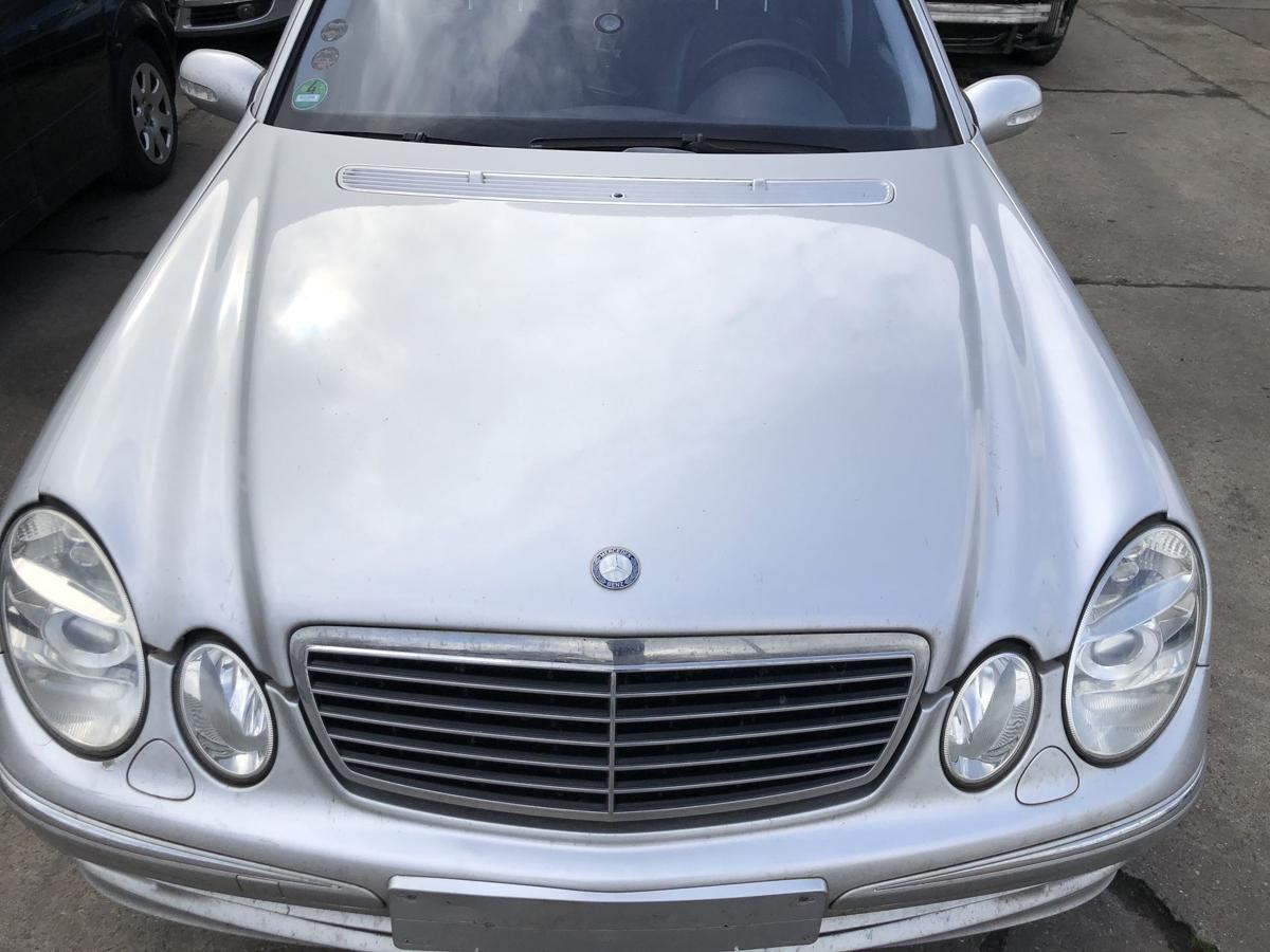 Mercedes E Klasse W211 Limo Motorhaube Haube Klappe Deckel vorn mit Grill bis 06