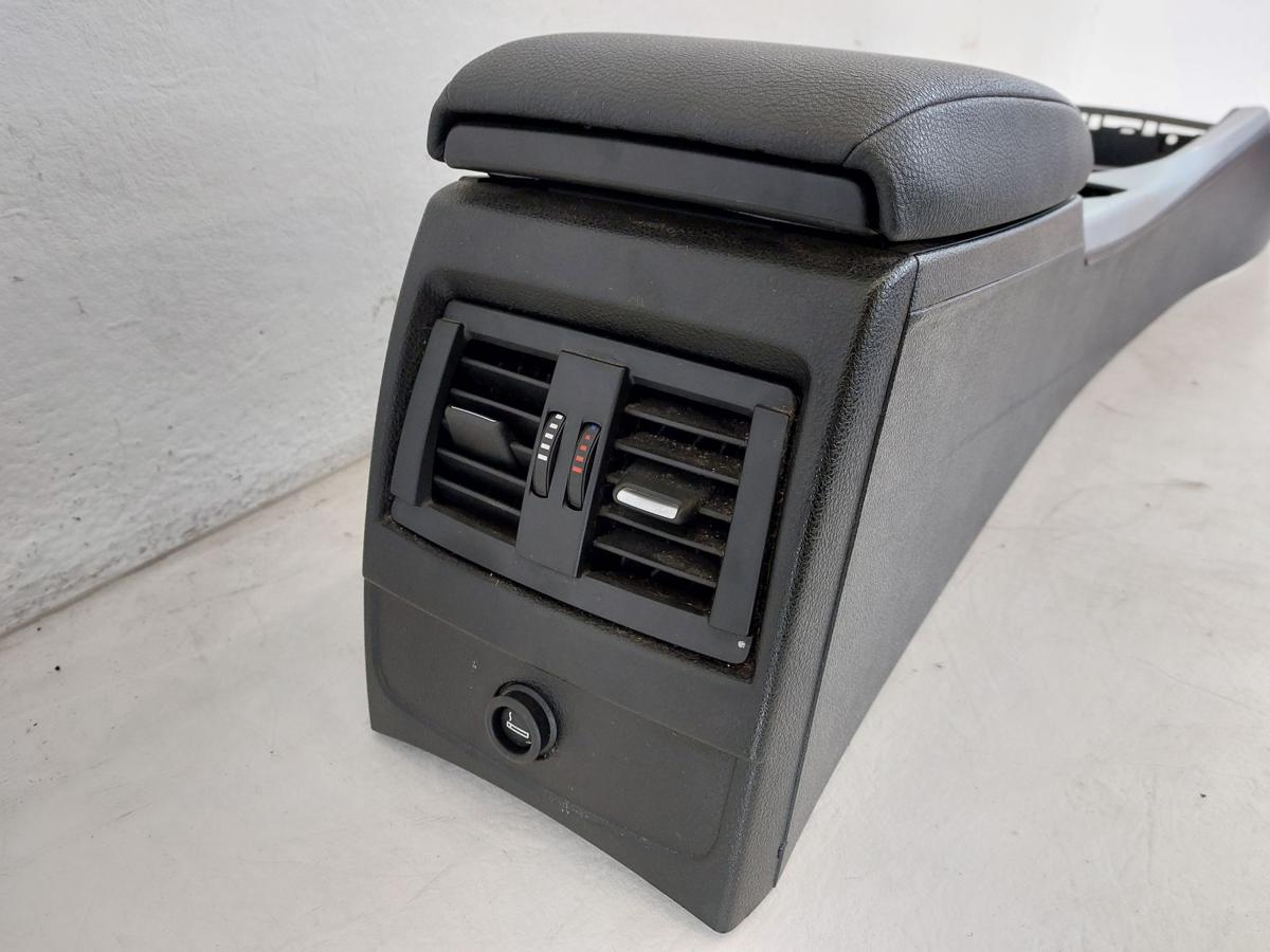 BMW 1er F20 Mittelkonsole Tunnelverkleidung mit Armlehne Mittelarmlehne