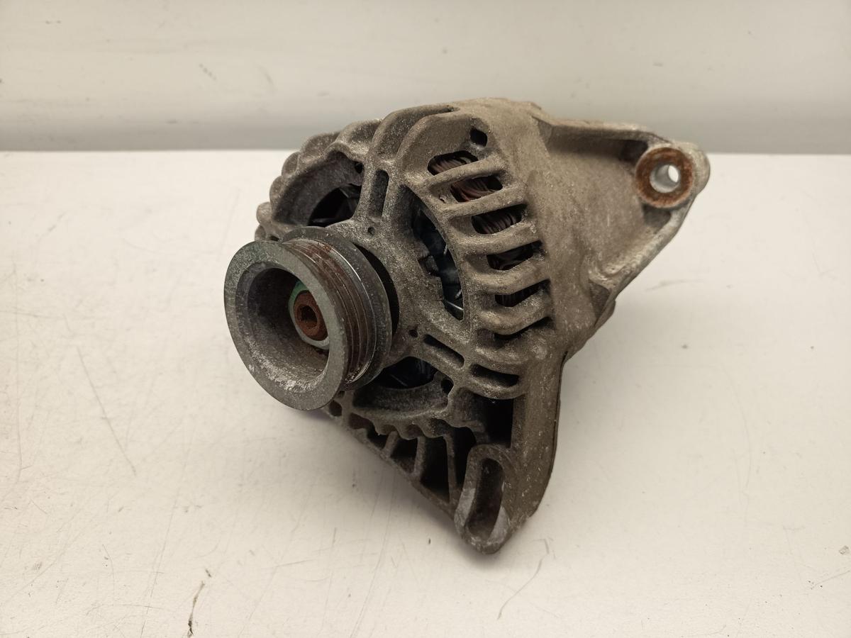 Fiat Punto 199 original Lichtmaschine Generator 1.2l 48kW Benzin 70A Bj 2009