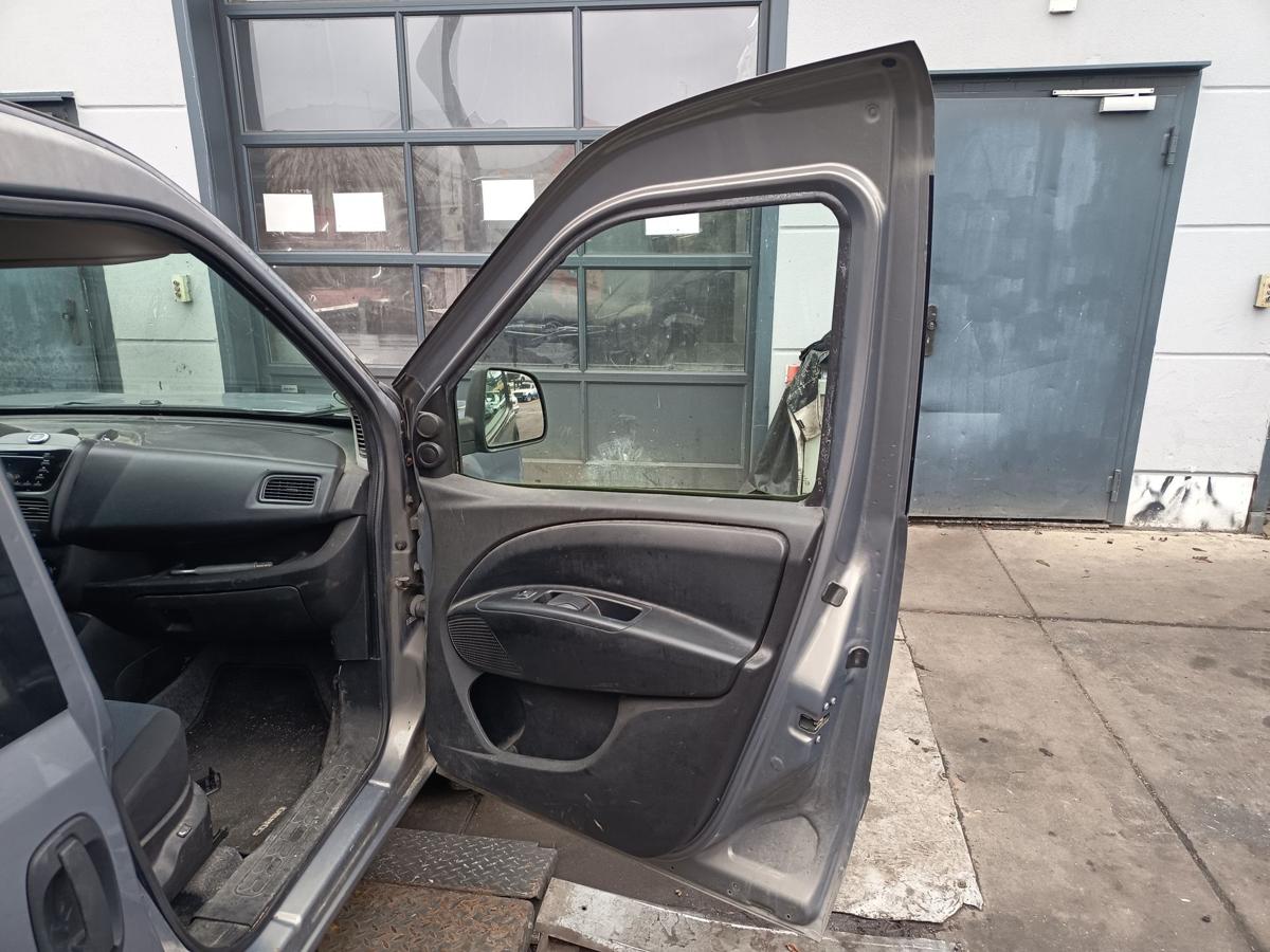 Opel Combo D original T&uuml;r vorne rechts GJM Grau Baujahr 2012