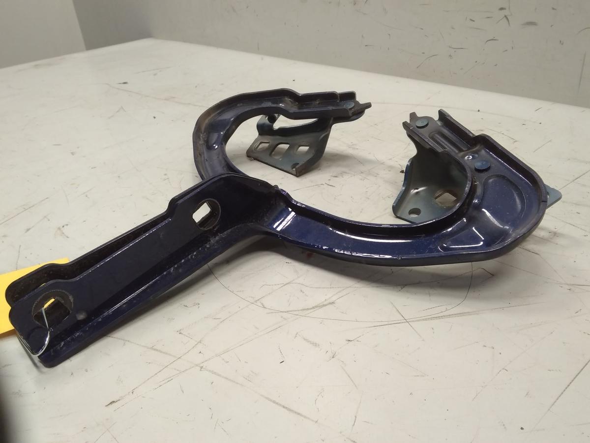 Tesla Model Y original Satz Motorhaubenscharniere unfallfrei Dualmotor BJ2023