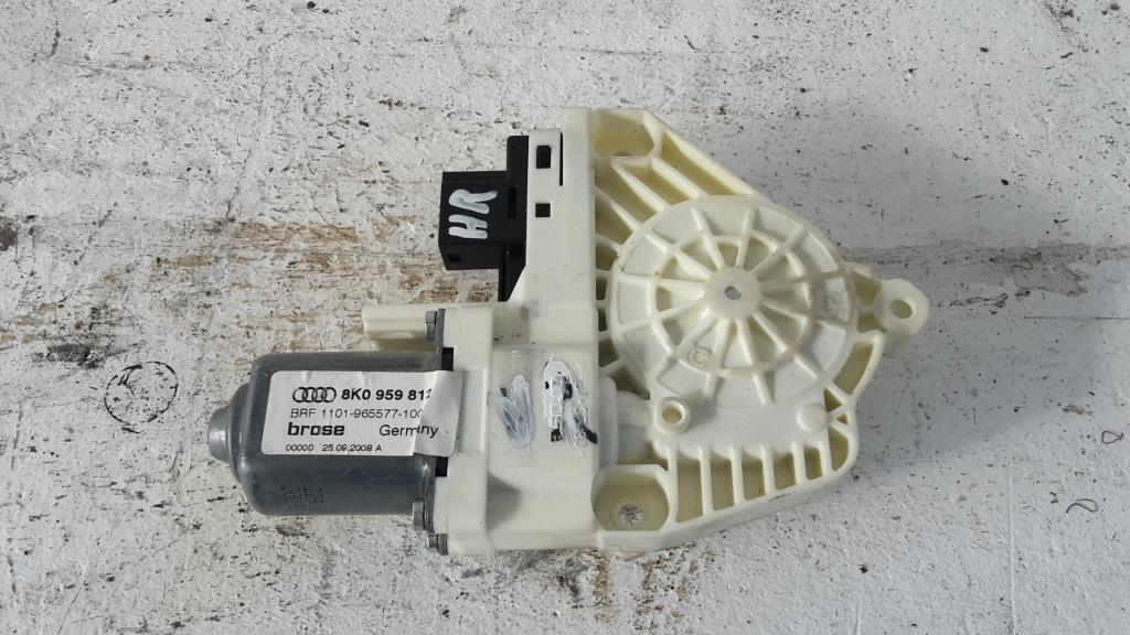 Audi A4 B8 8K Bj.08 original Fensterhebermotor hinten rechts Avant 8K0959812