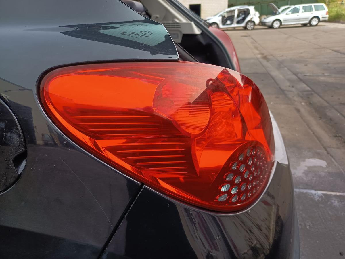Peugeot 207 original Rückleuchte links Heck/Schluss/Licht Bj 2007