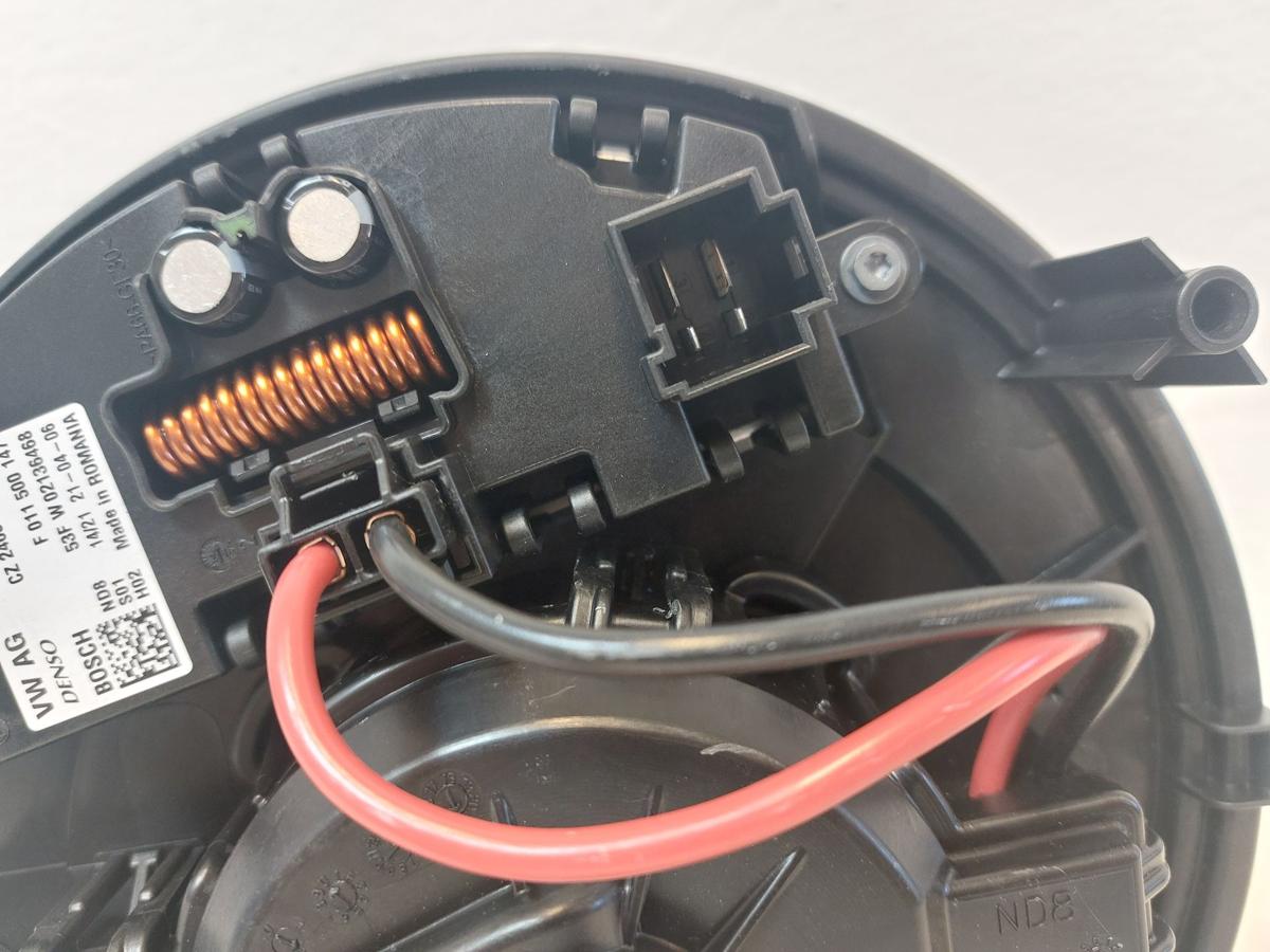 VW Golf 8 VIII CD Variant Gebl&auml;semotor Innenraumgebl&auml;se Heizungsgebl&auml;semotor
