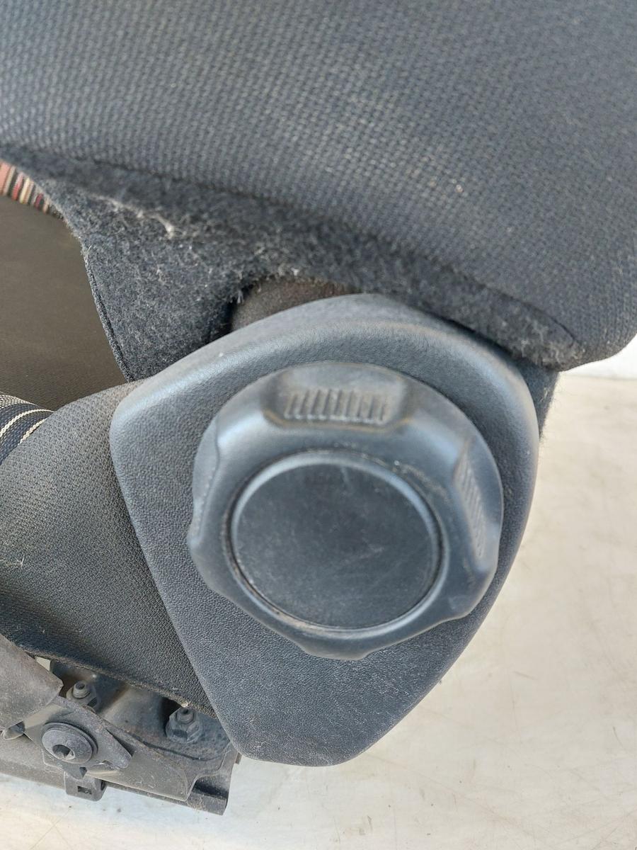 Citroen C1 PS Sitz vorn rechts Beifahrersitz 5 t&uuml;rer Stoff